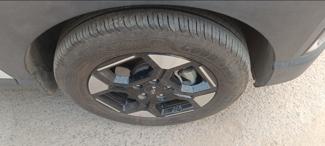 Syros image 9 Syros image 9