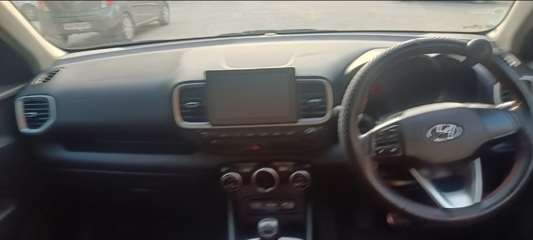 Used 2021 Hyundai Venue Used 2021 Hyundai Venue