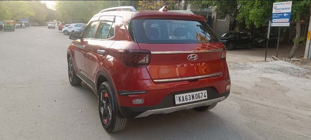 Used 2021 Hyundai Venue Used 2021 Hyundai Venue