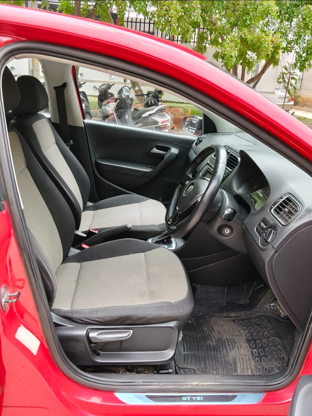 Polo image 16 Polo image 16