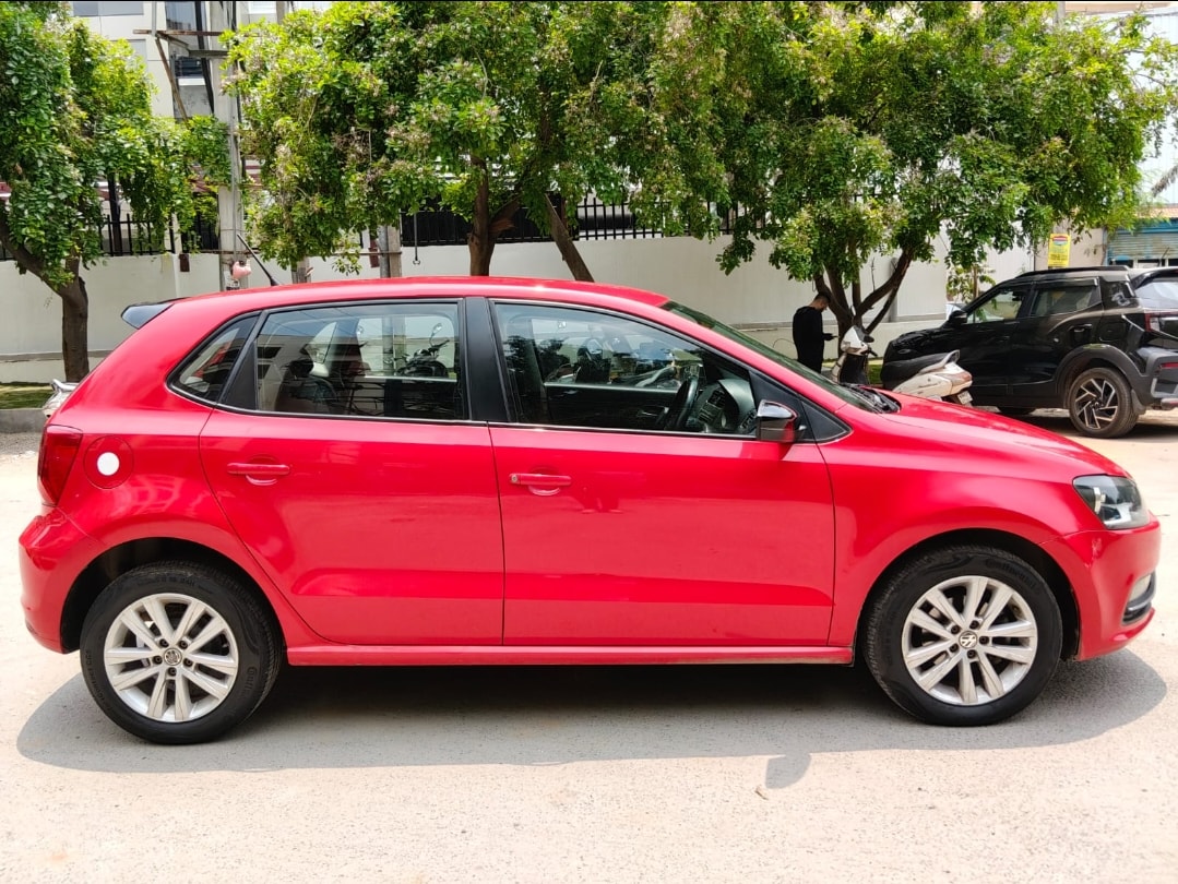 Polo image 6 Polo image 6