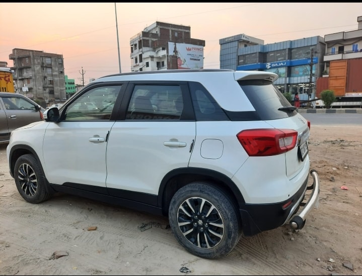 Vitara Brezza image 1 Vitara Brezza image 1