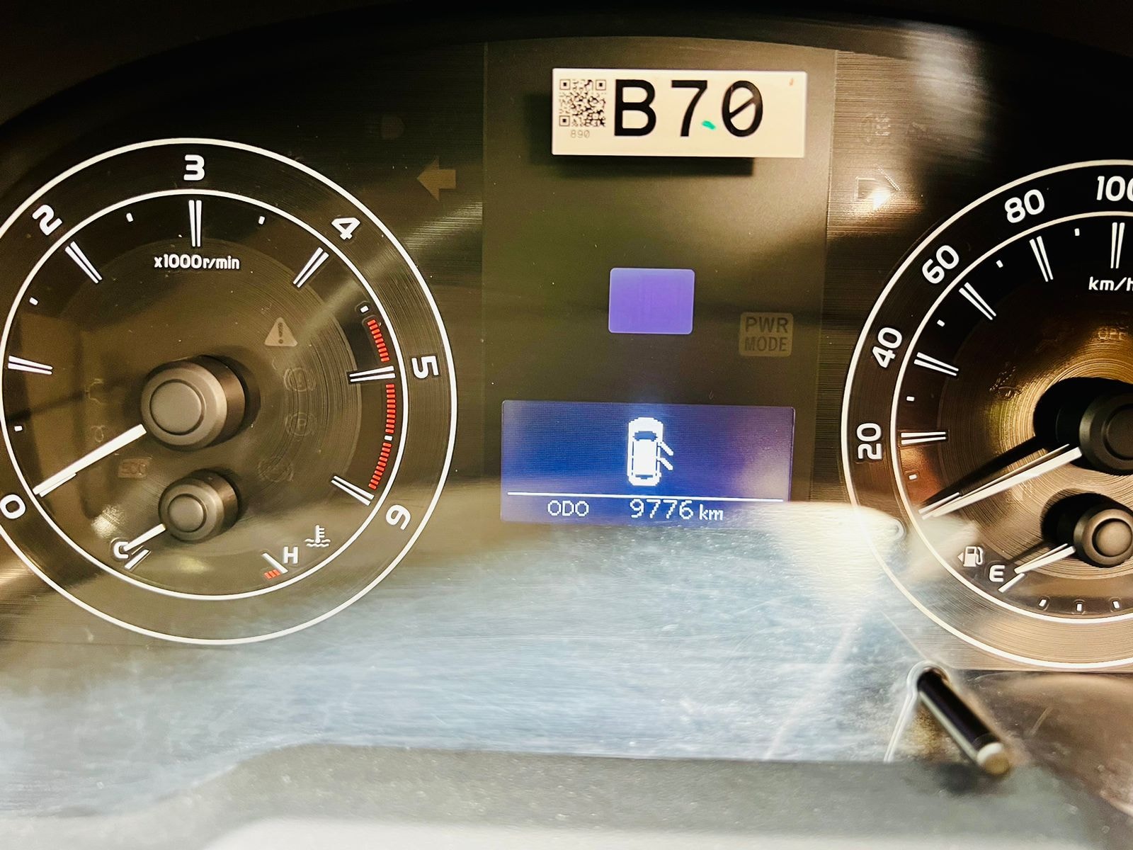 Innova Crysta image 8 Innova Crysta image 8