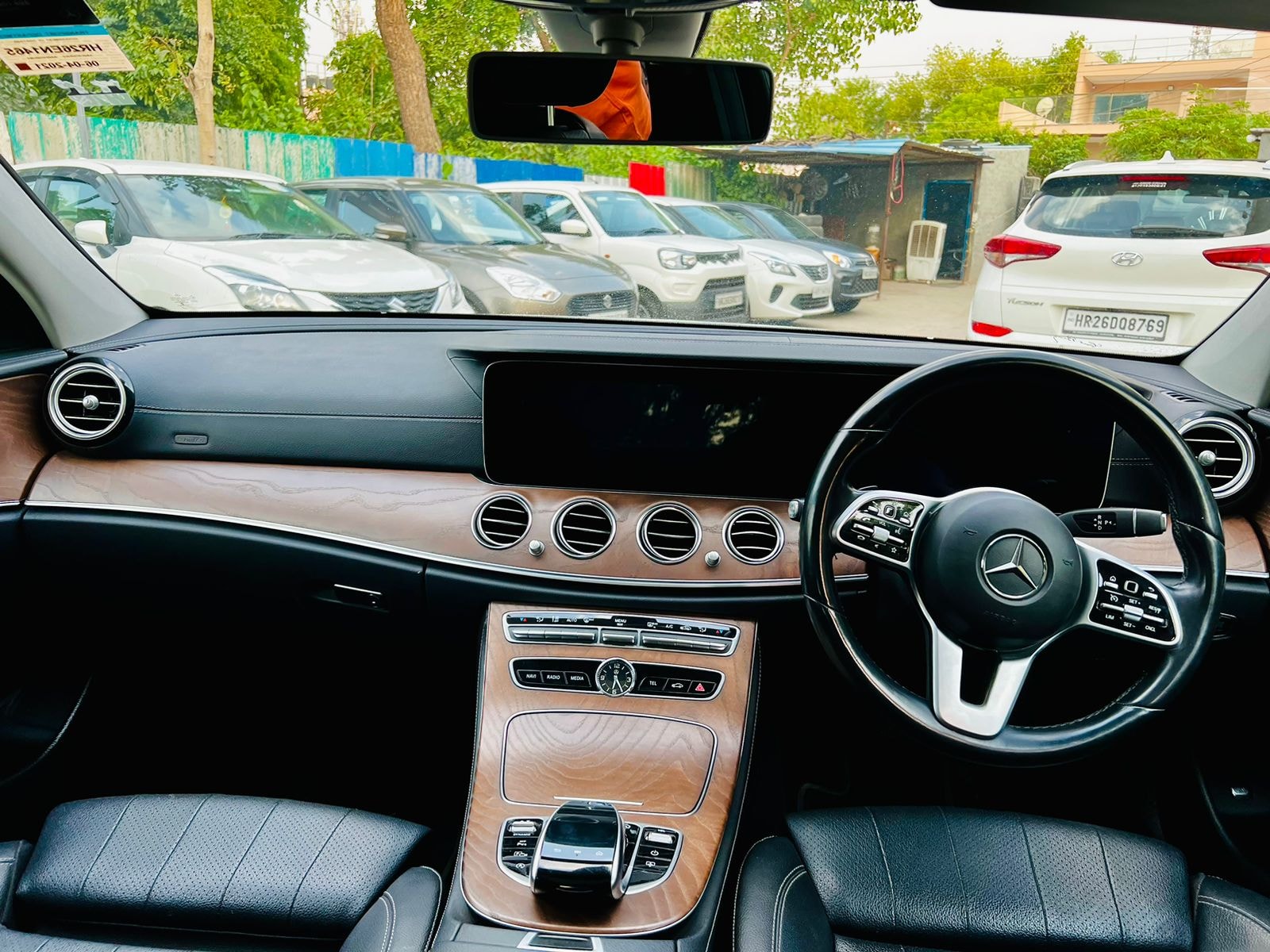 E-Class image 10 E-Class image 10