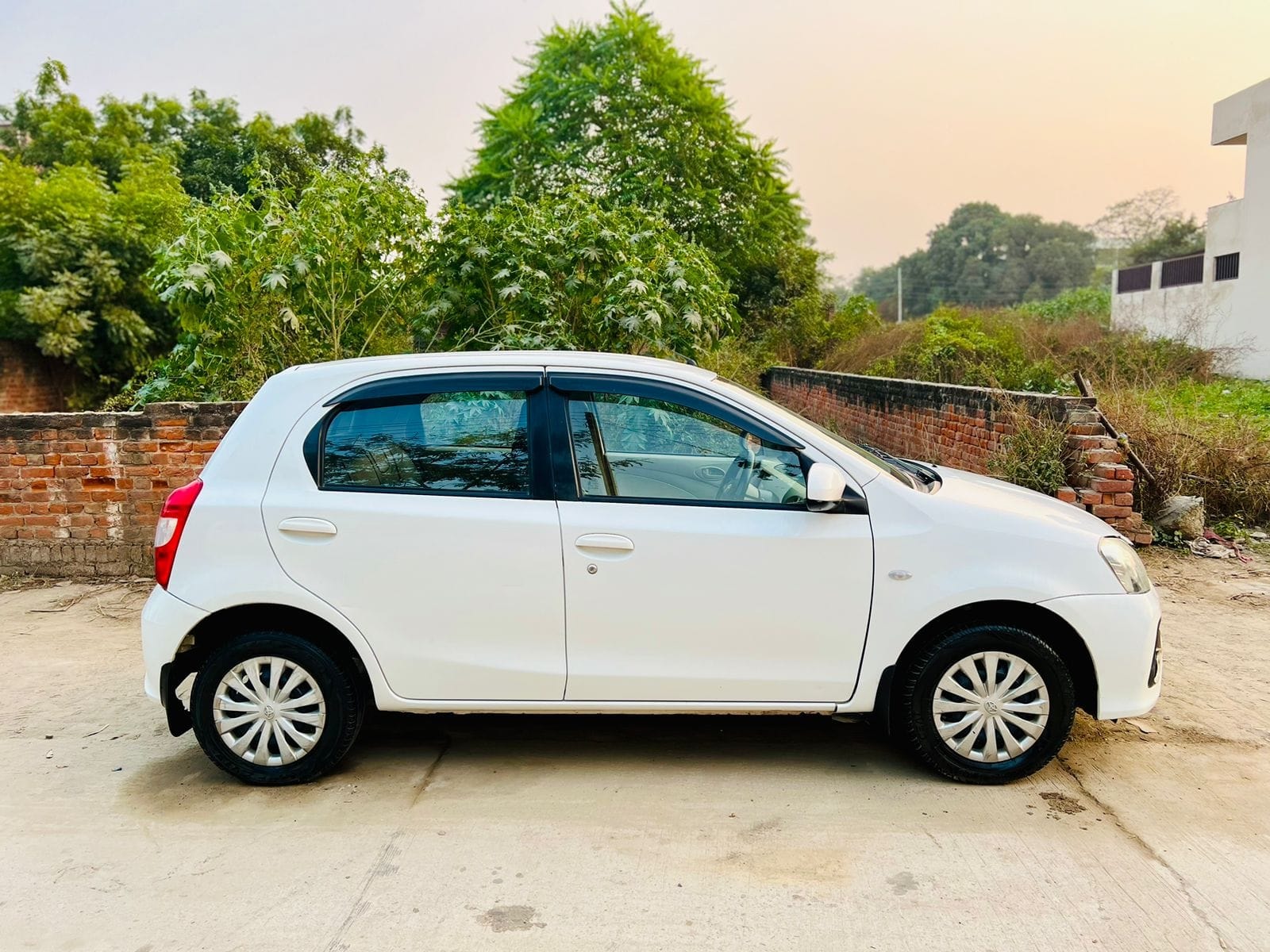 Etios Liva image 5 Etios Liva image 5