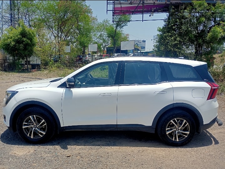XUV700 image 2 XUV700 image 2