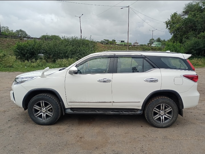 Fortuner image 2 Fortuner image 2