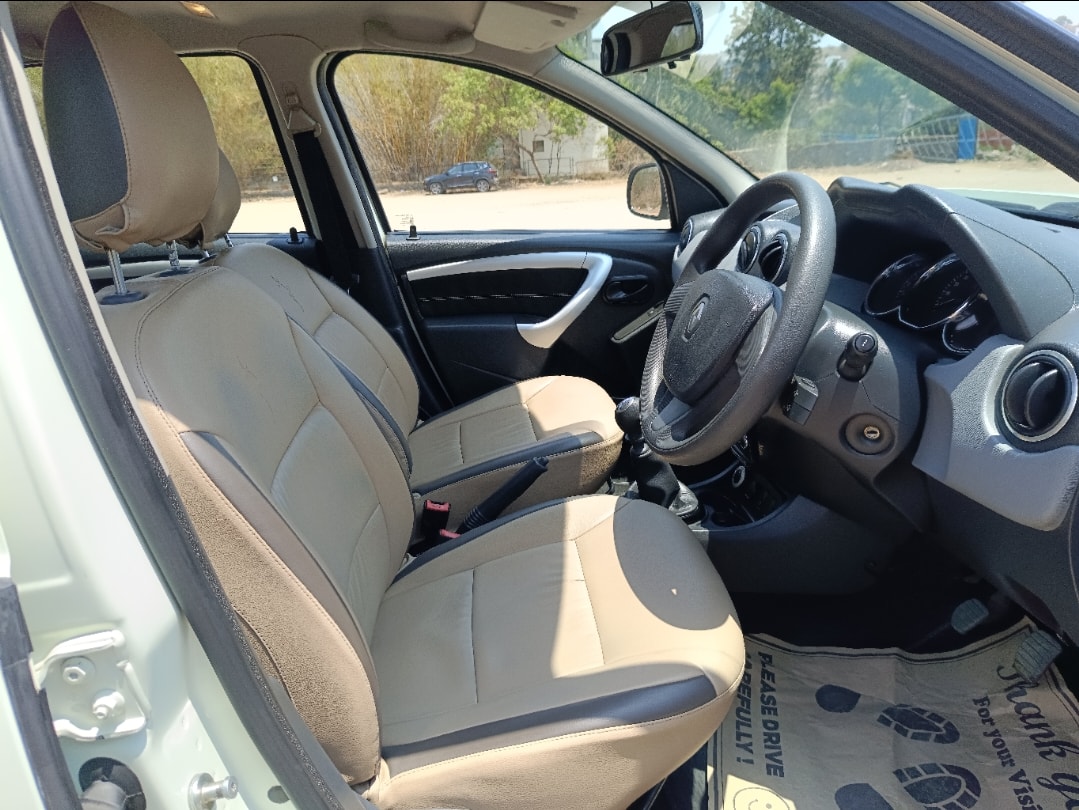 Duster image 12 Duster image 12