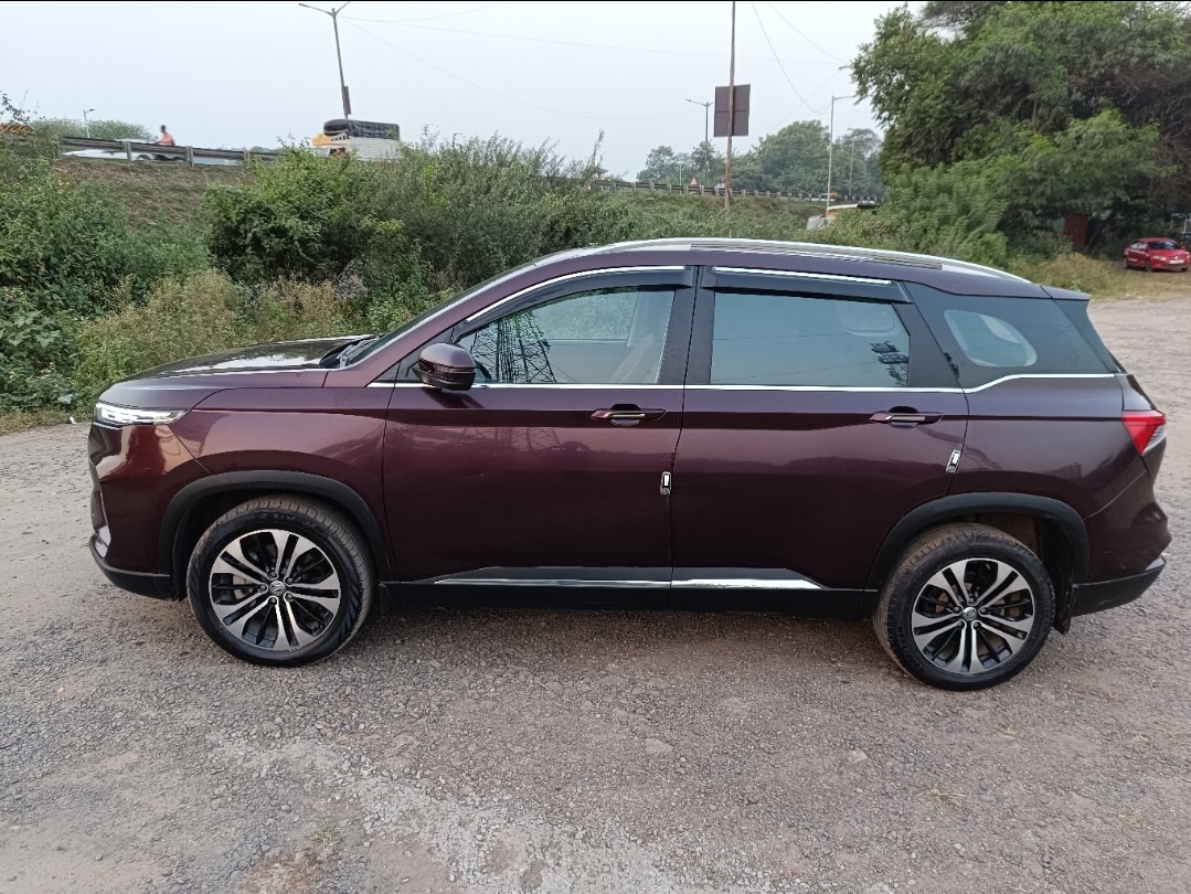 Hector Plus image 2 Hector Plus image 2