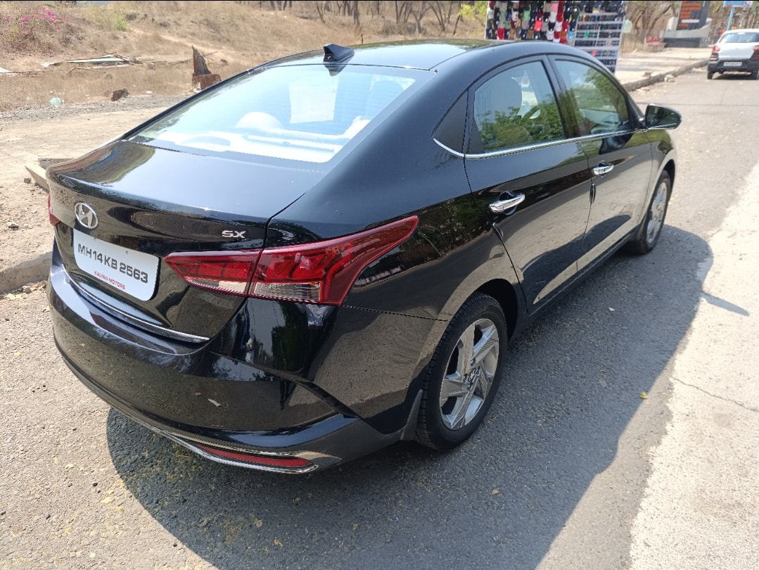 Verna image 3 Verna image 3