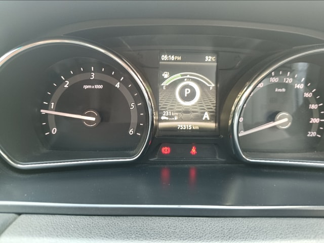 View Tata Hexa Image 9 Used Tata Hexa Image 9