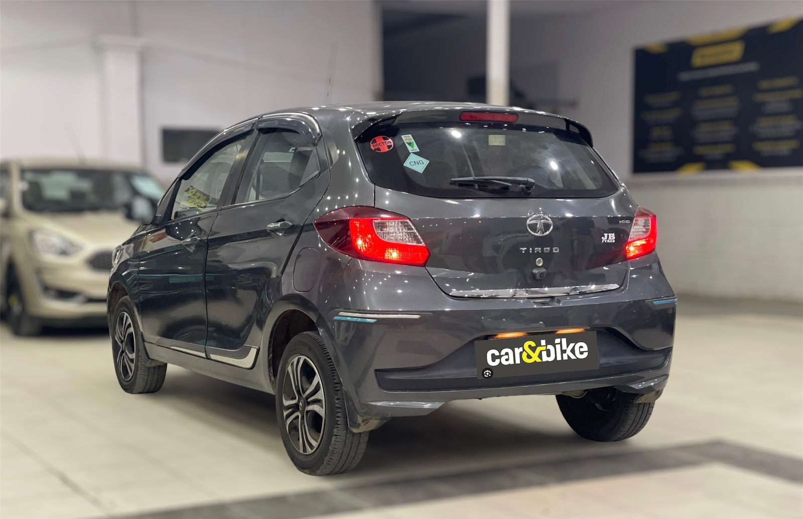 Tiago image 2 Tiago image 2