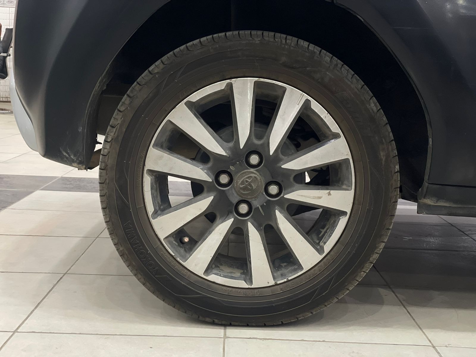 Etios Cross image 6 Etios Cross image 6