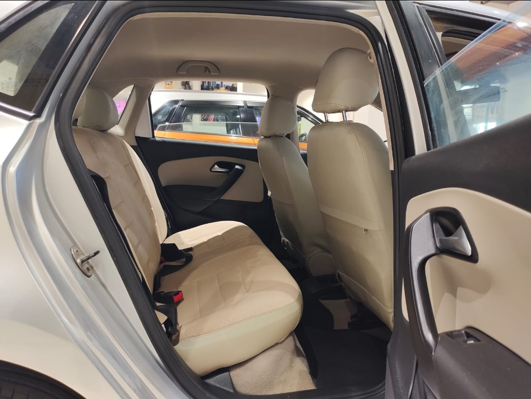 Polo image 17 Polo image 17