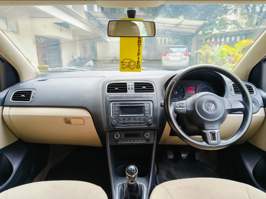 Polo image 13 Polo image 13