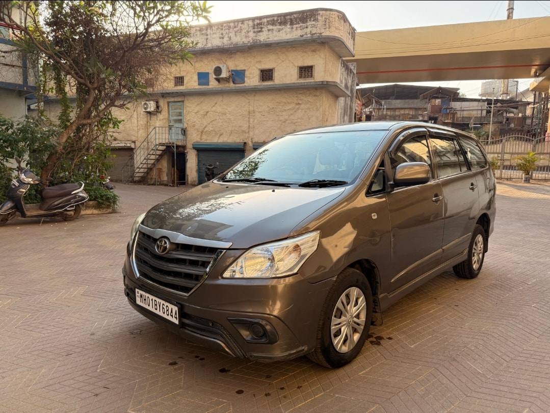 Innova image 6 Innova image 6