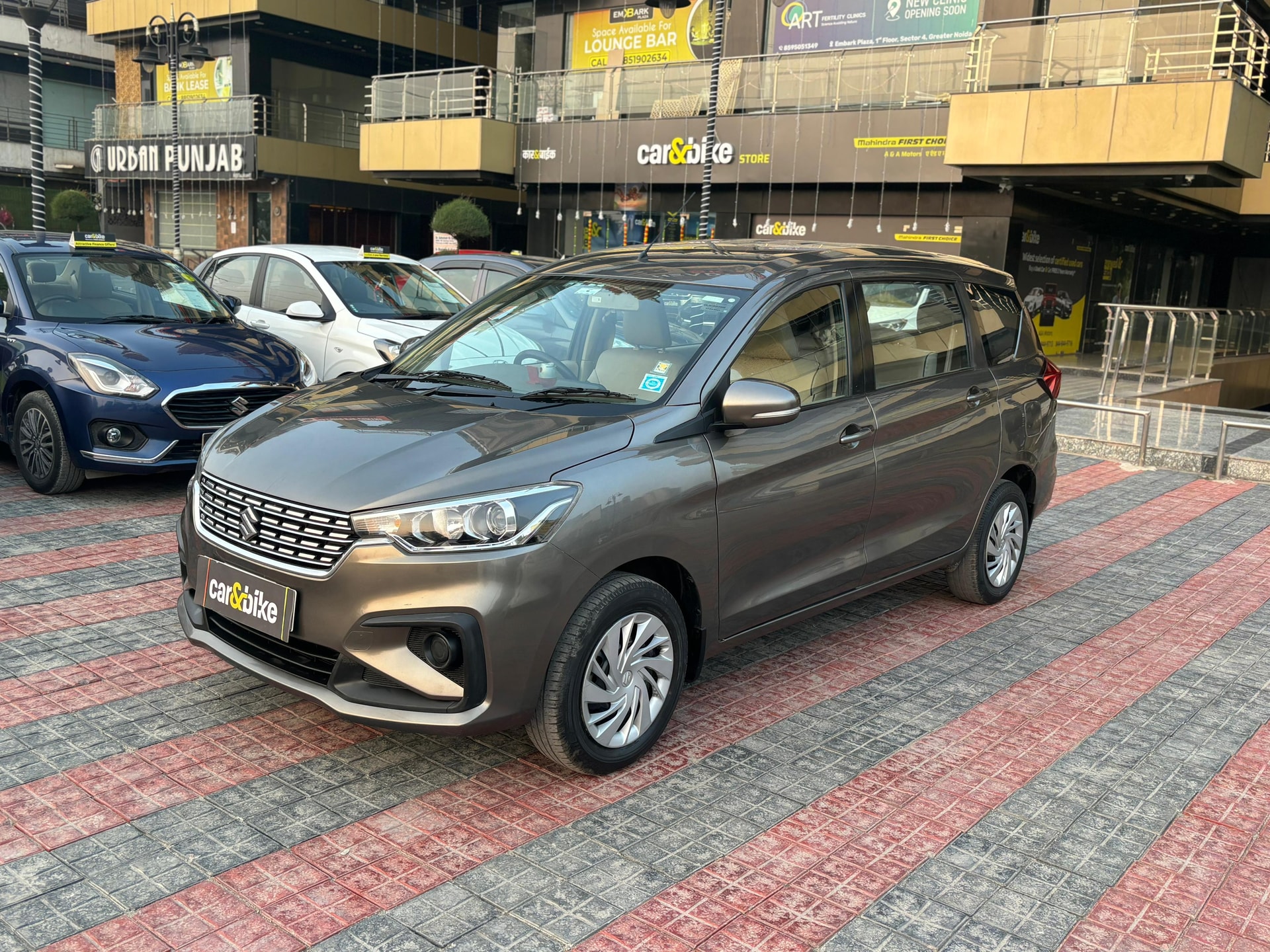 Ertiga image 1 Ertiga image 1