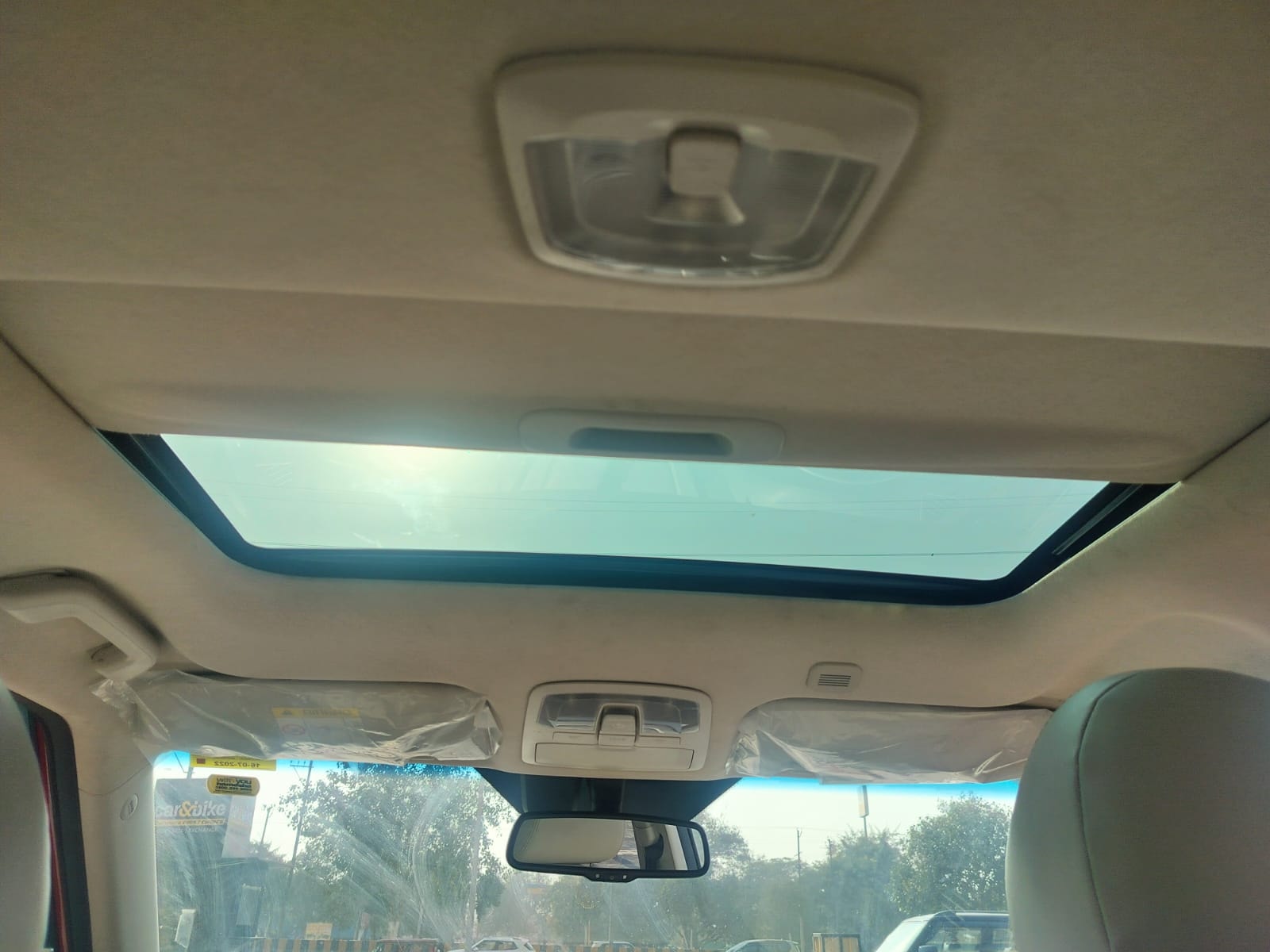 XUV300 image 16 XUV300 image 16