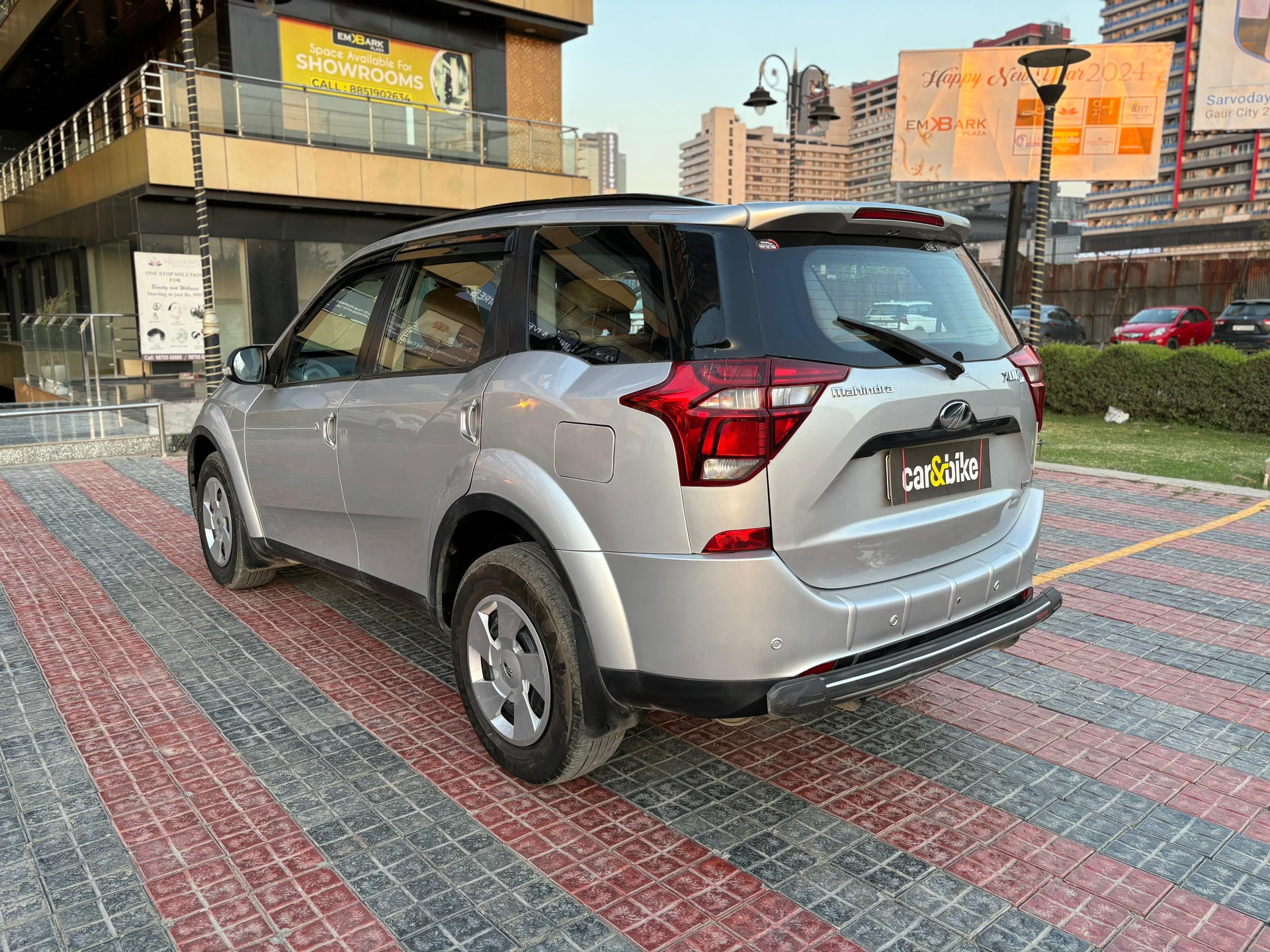 XUV500 image 3 XUV500 image 3