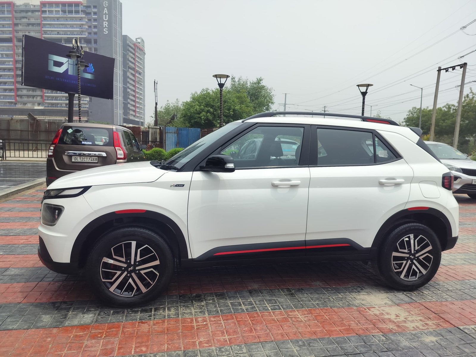 Venue N Line image 2 Venue N Line image 2