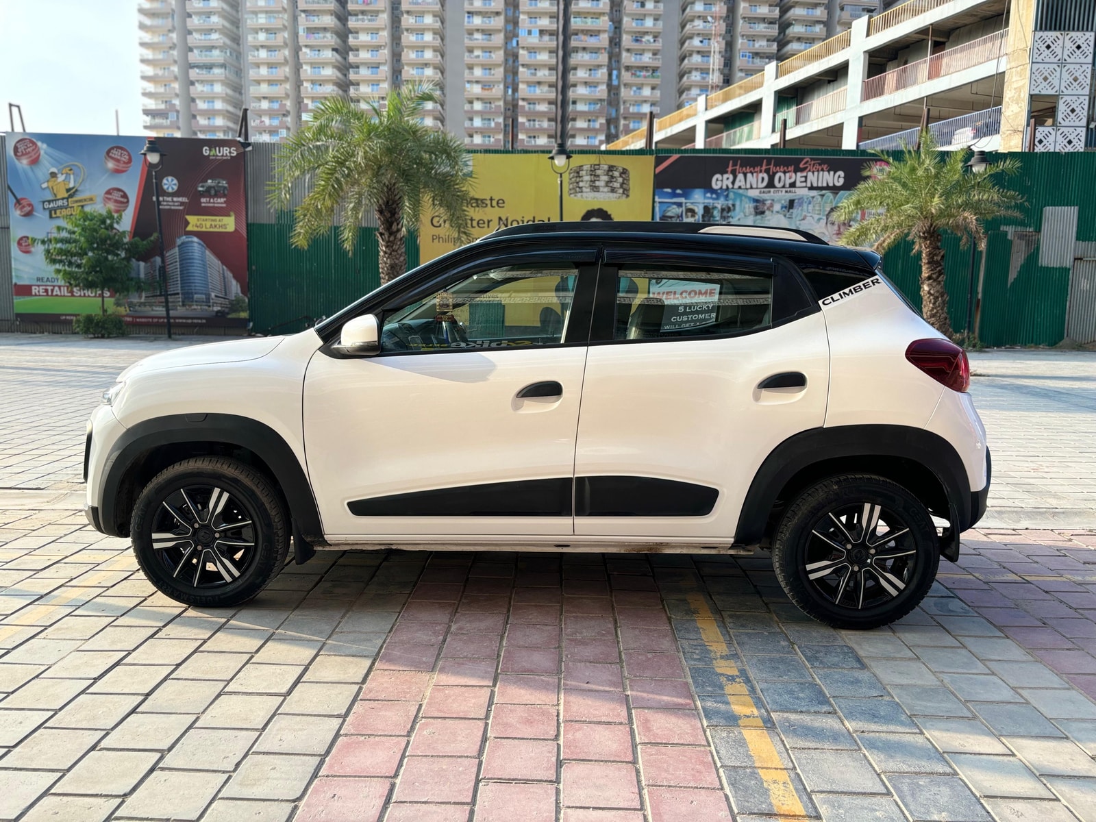 Kwid image 9 Kwid image 9