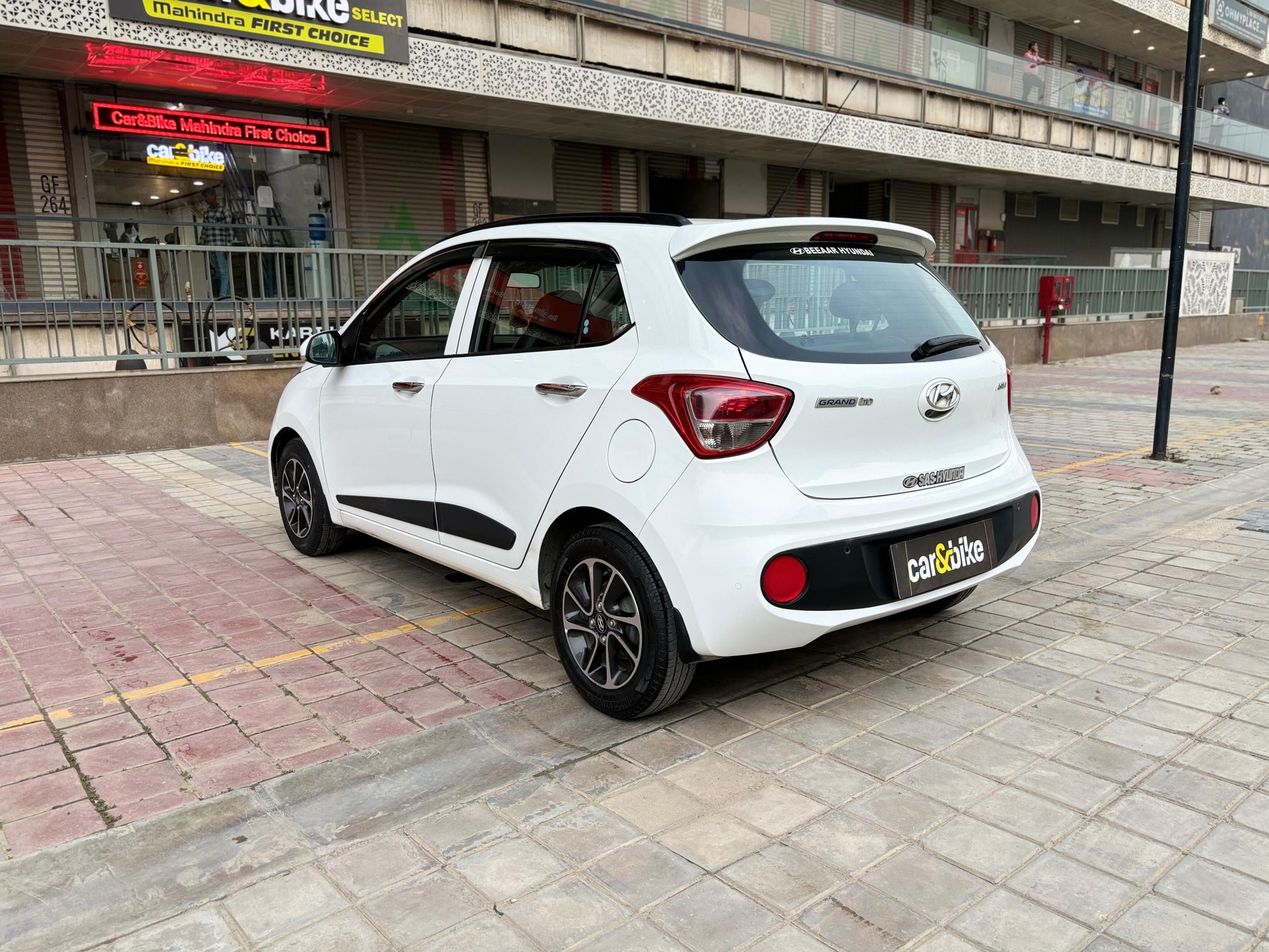 Grand i10 image 3 Grand i10 image 3