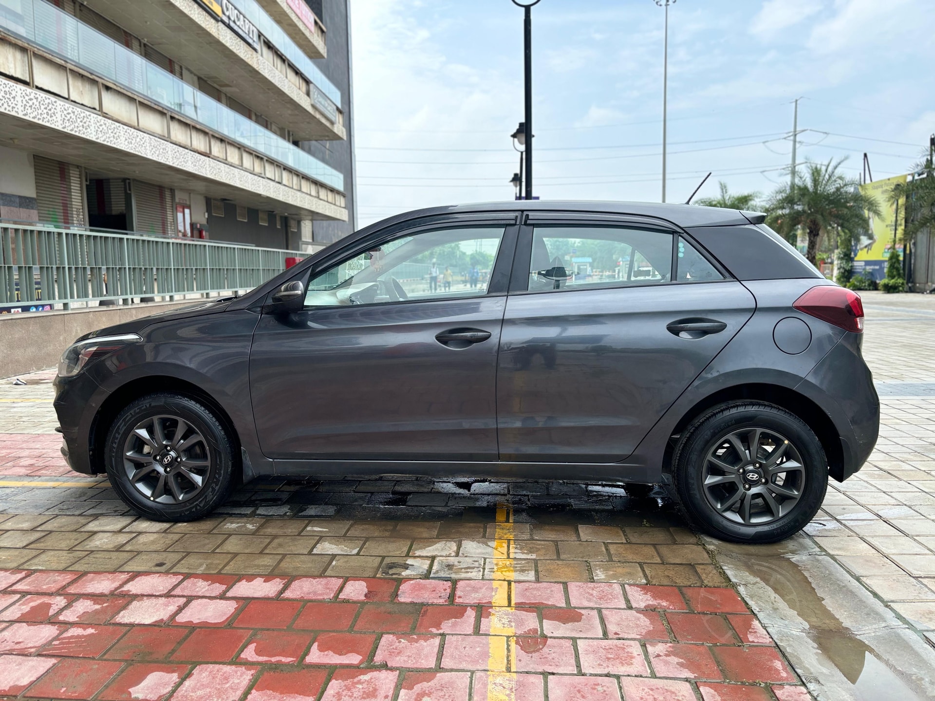 Elite i20 image 2 Elite i20 image 2