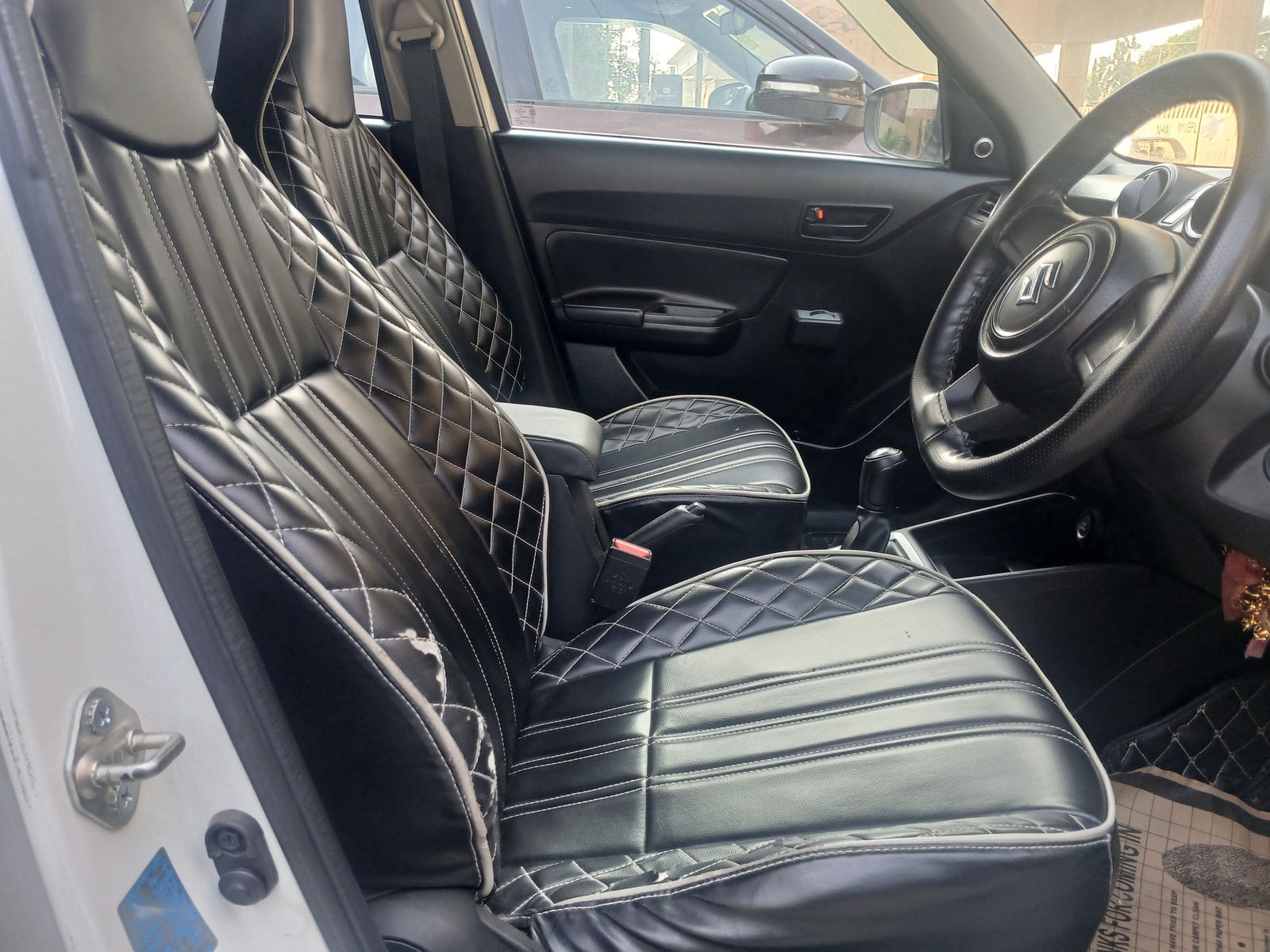 Swift image 16 Swift image 16