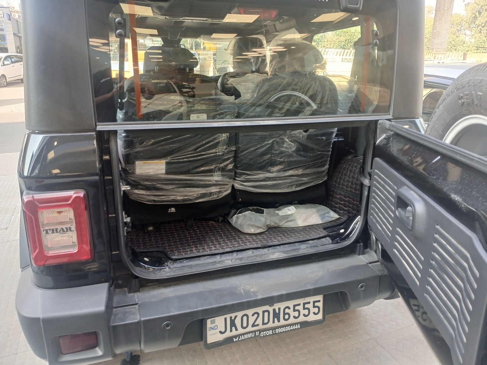 Used 2024 Mahindra Thar Used 2024 Mahindra Thar