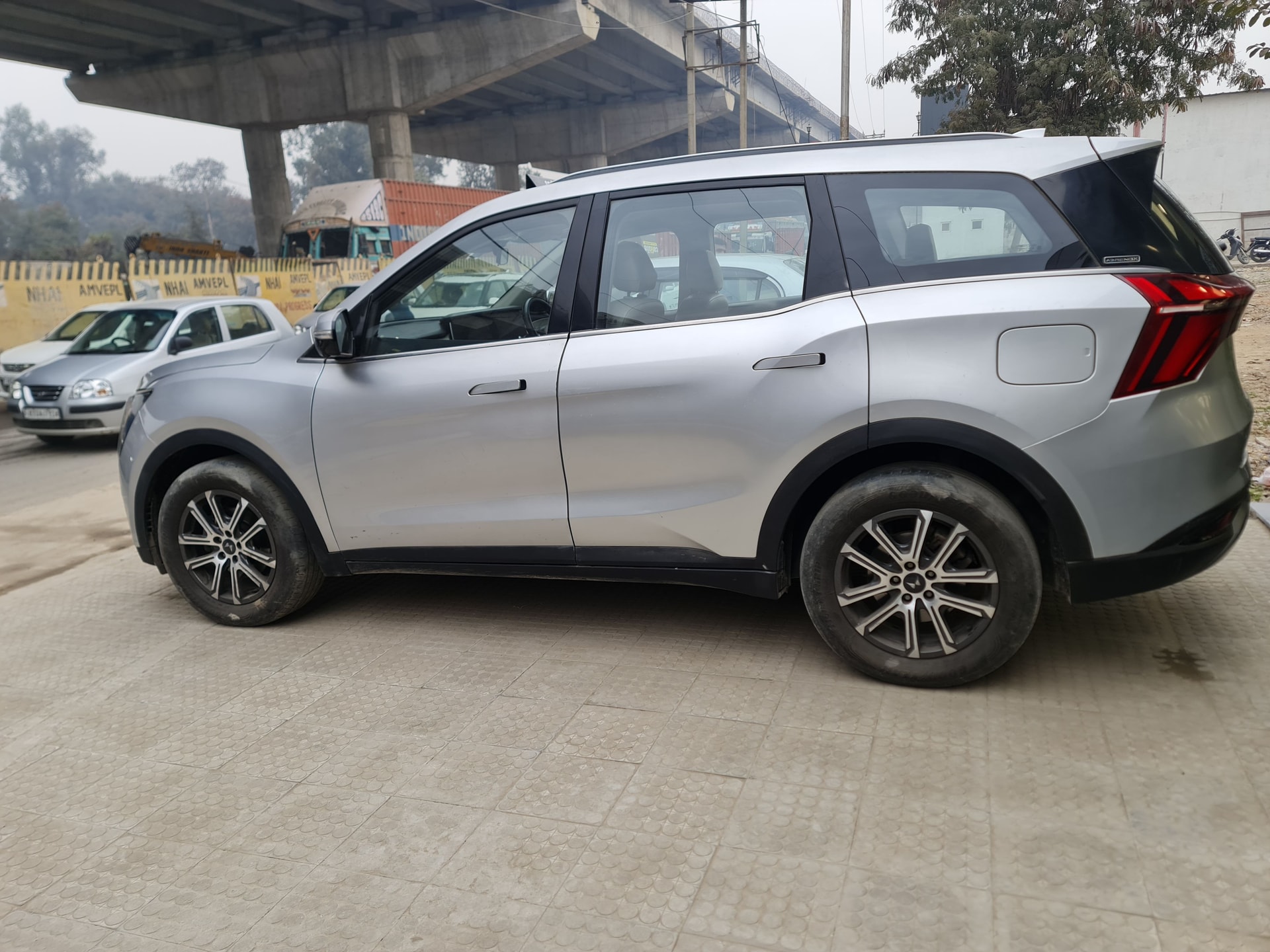 Used 2023 Mahindra XUV700 Used 2023 Mahindra XUV700