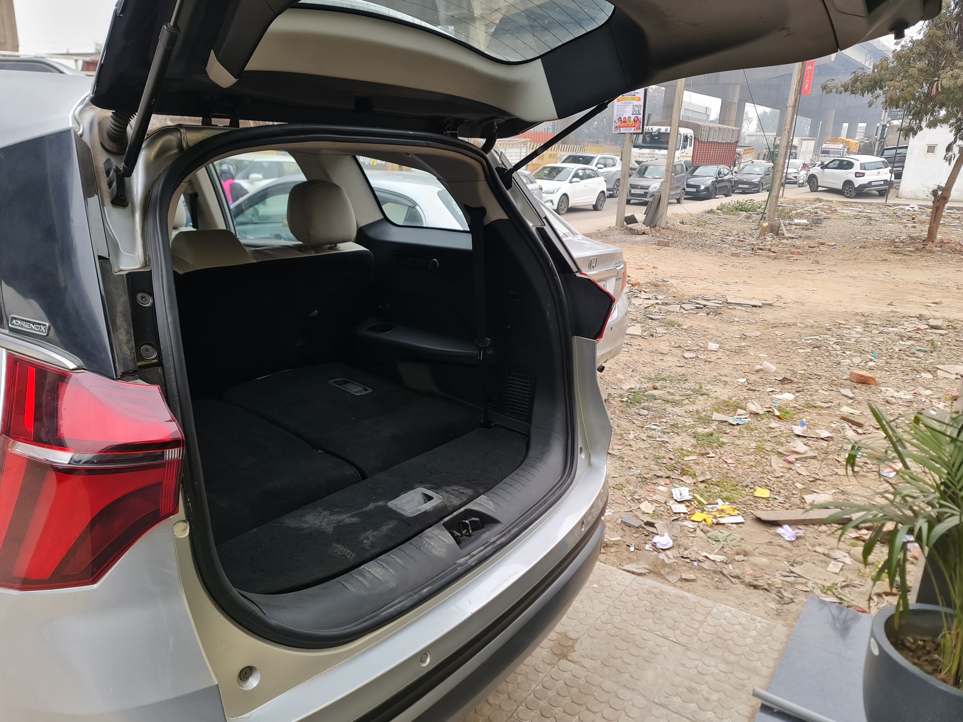 Used 2023 Mahindra XUV700 Used 2023 Mahindra XUV700