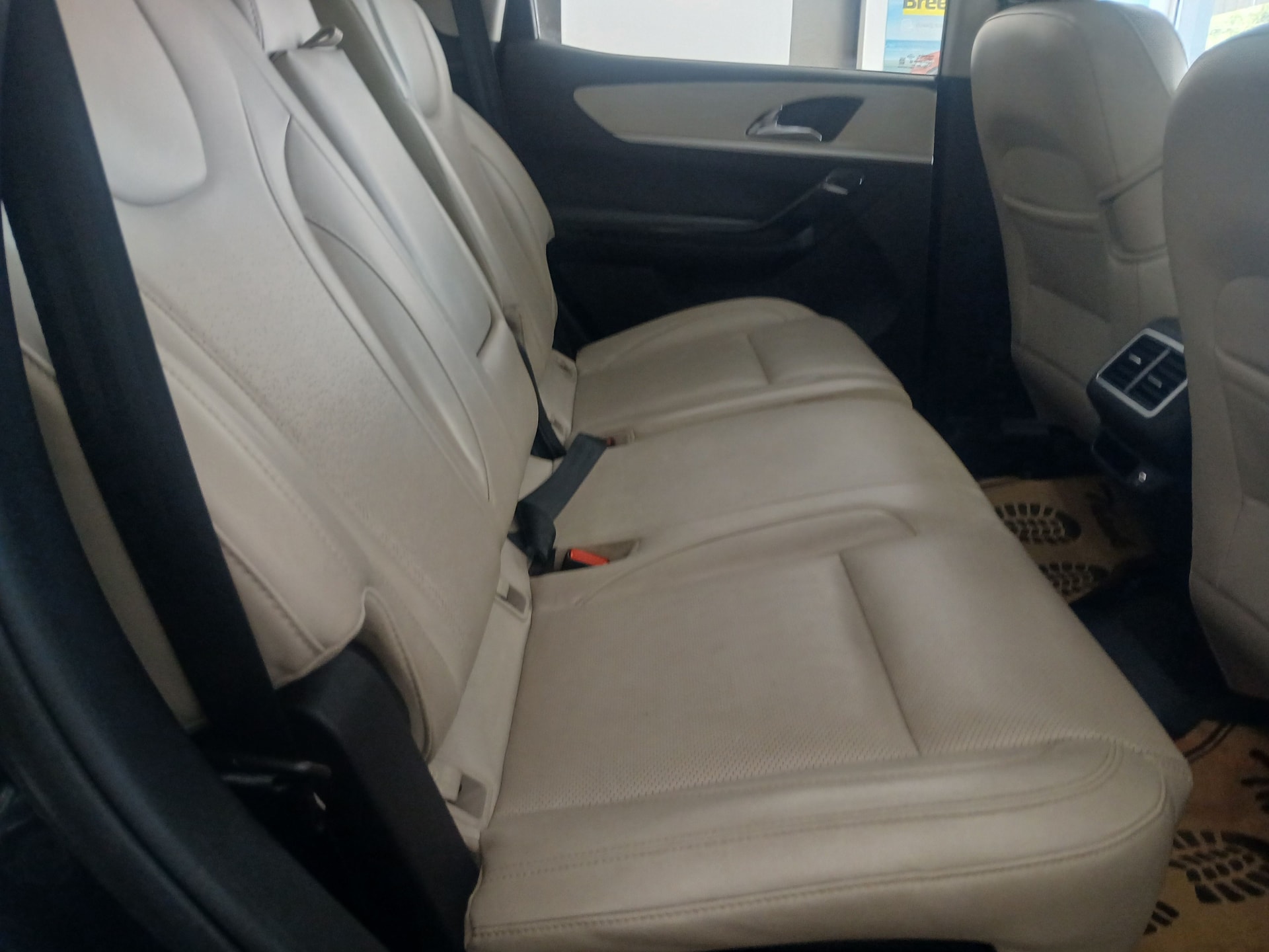 Used 2023 Mahindra XUV700 Used 2023 Mahindra XUV700