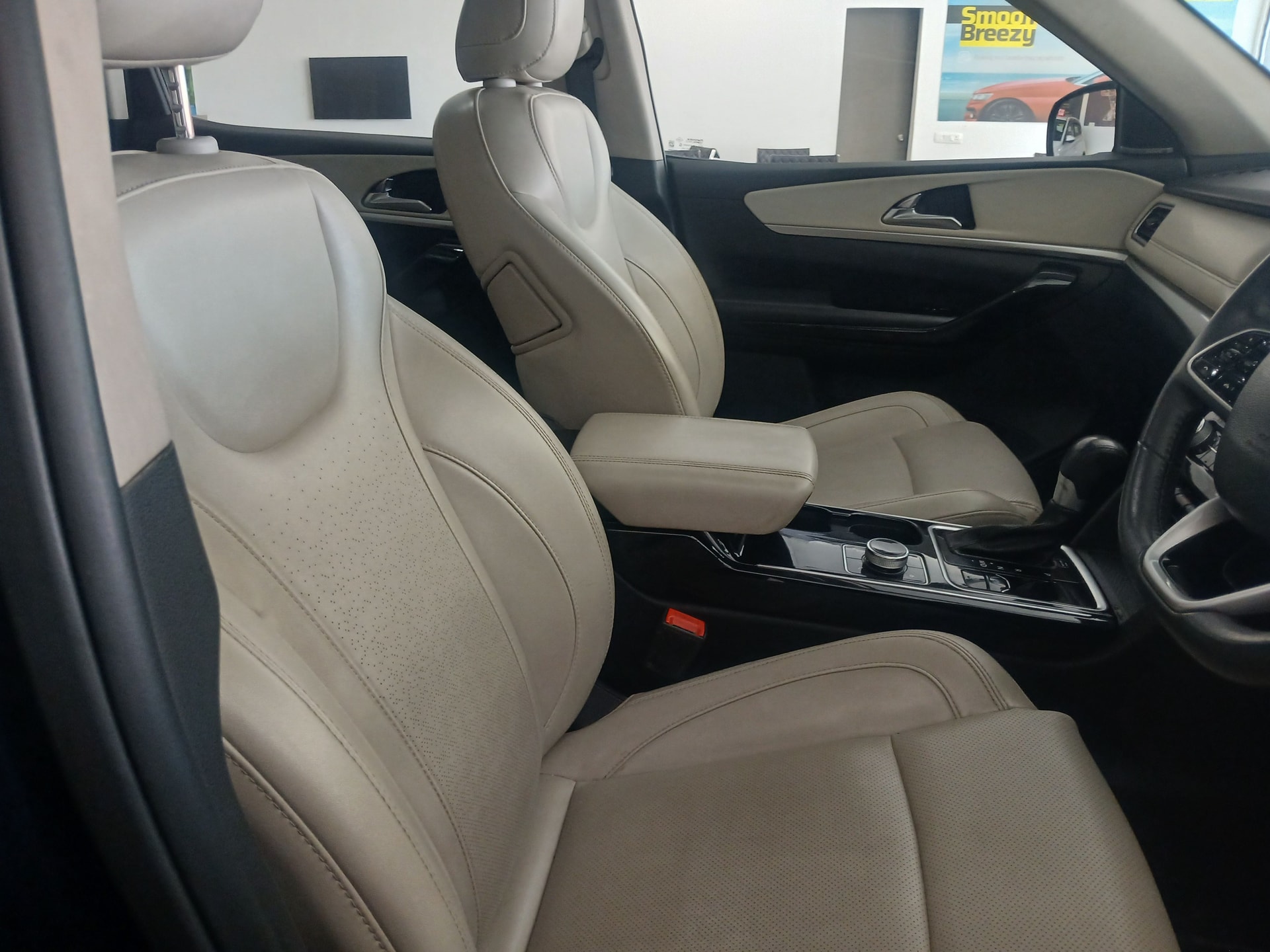 Used 2023 Mahindra XUV700 Used 2023 Mahindra XUV700