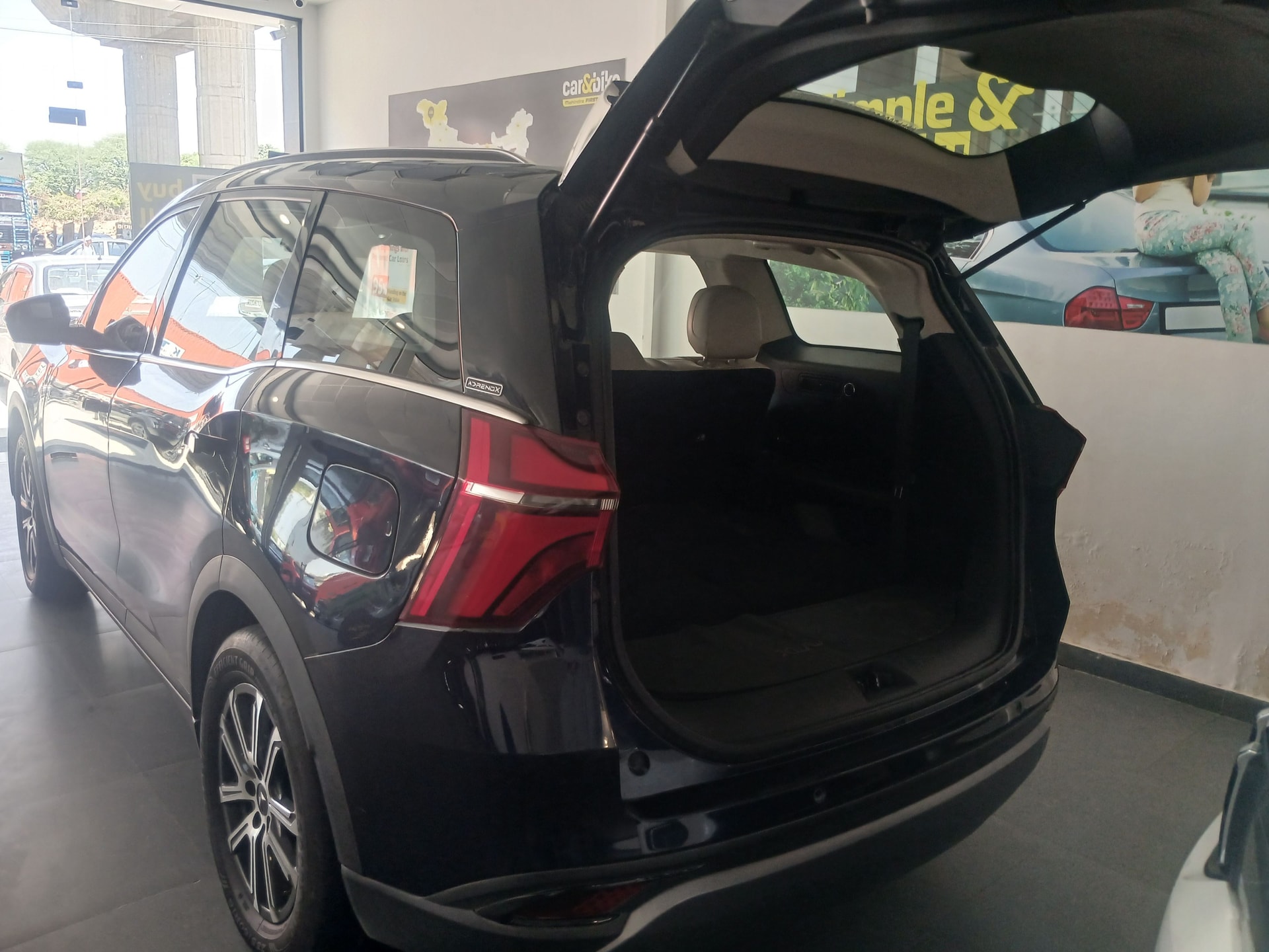 Used 2023 Mahindra XUV700 Used 2023 Mahindra XUV700