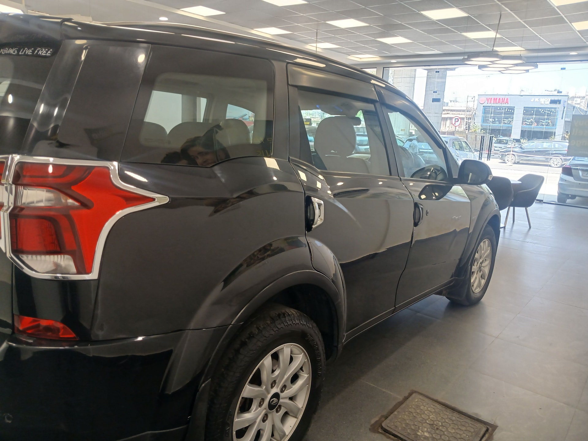 XUV500 image 6 XUV500 image 6