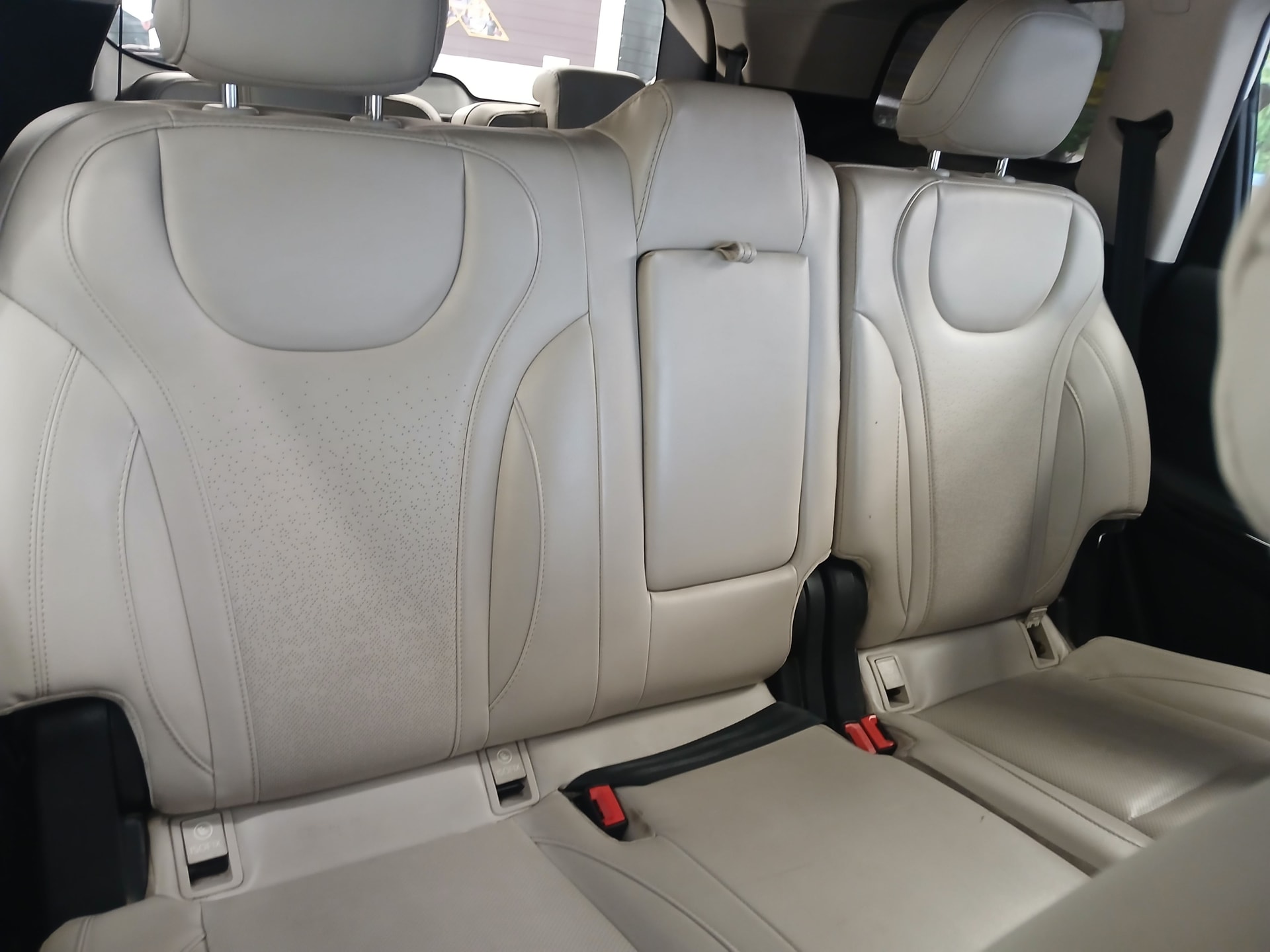 Used 2022 Mahindra XUV700 Used 2022 Mahindra XUV700