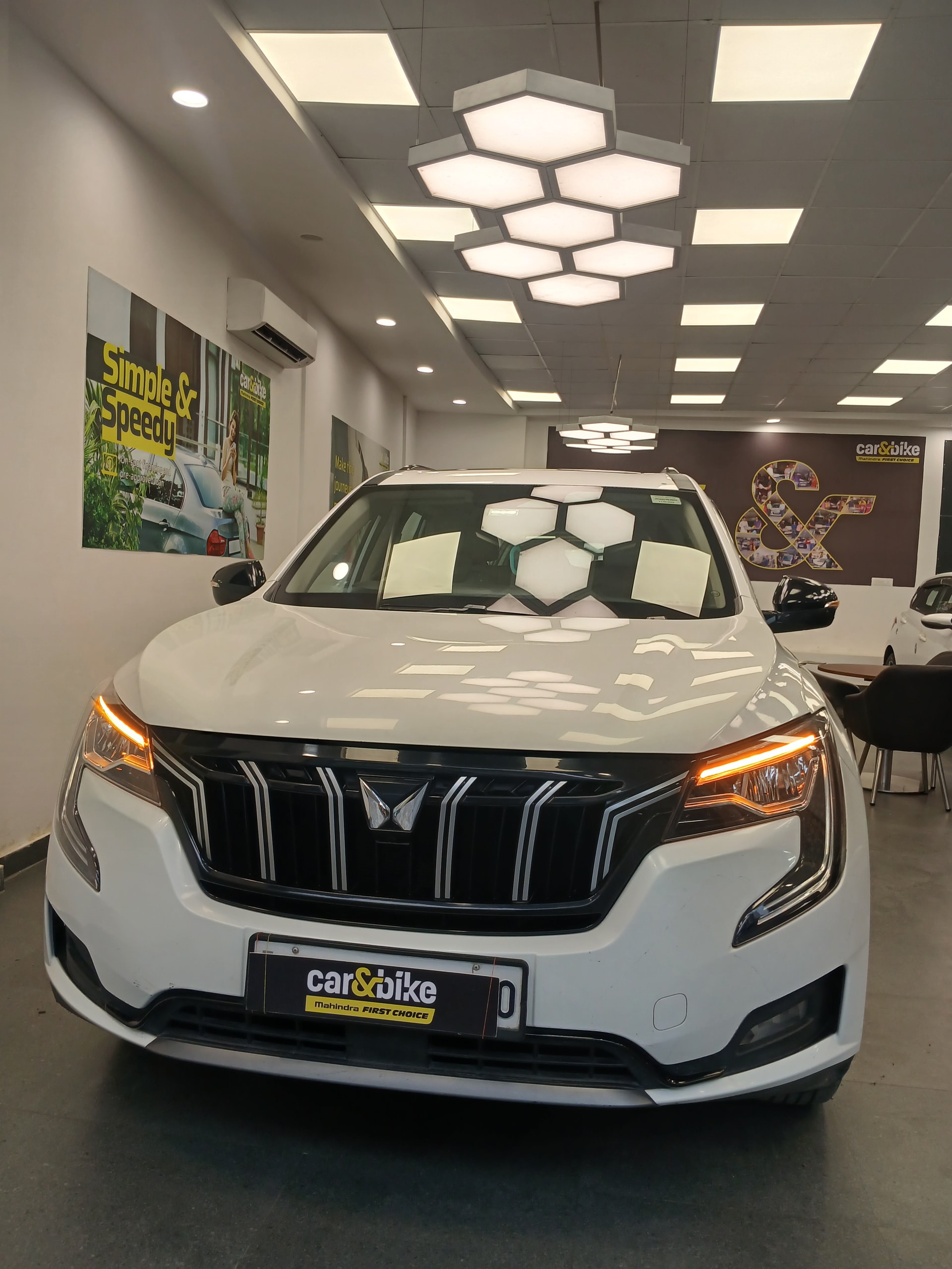 Used 2022 Mahindra XUV700 Used 2022 Mahindra XUV700