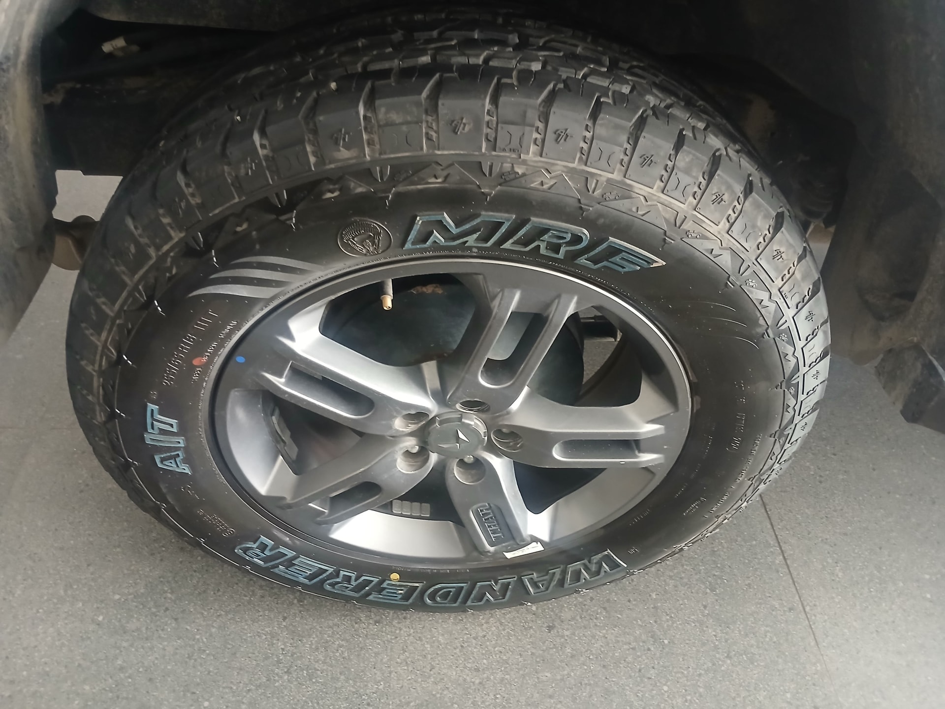 Used 2024 Mahindra Thar Used 2024 Mahindra Thar