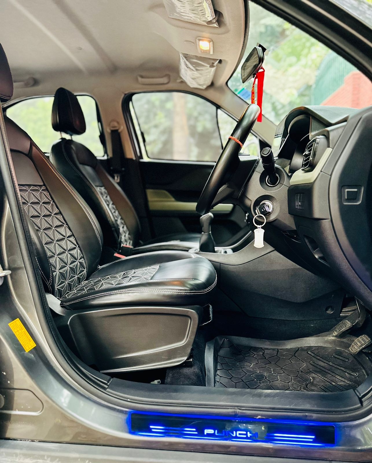 Punch image 13 Punch image 13