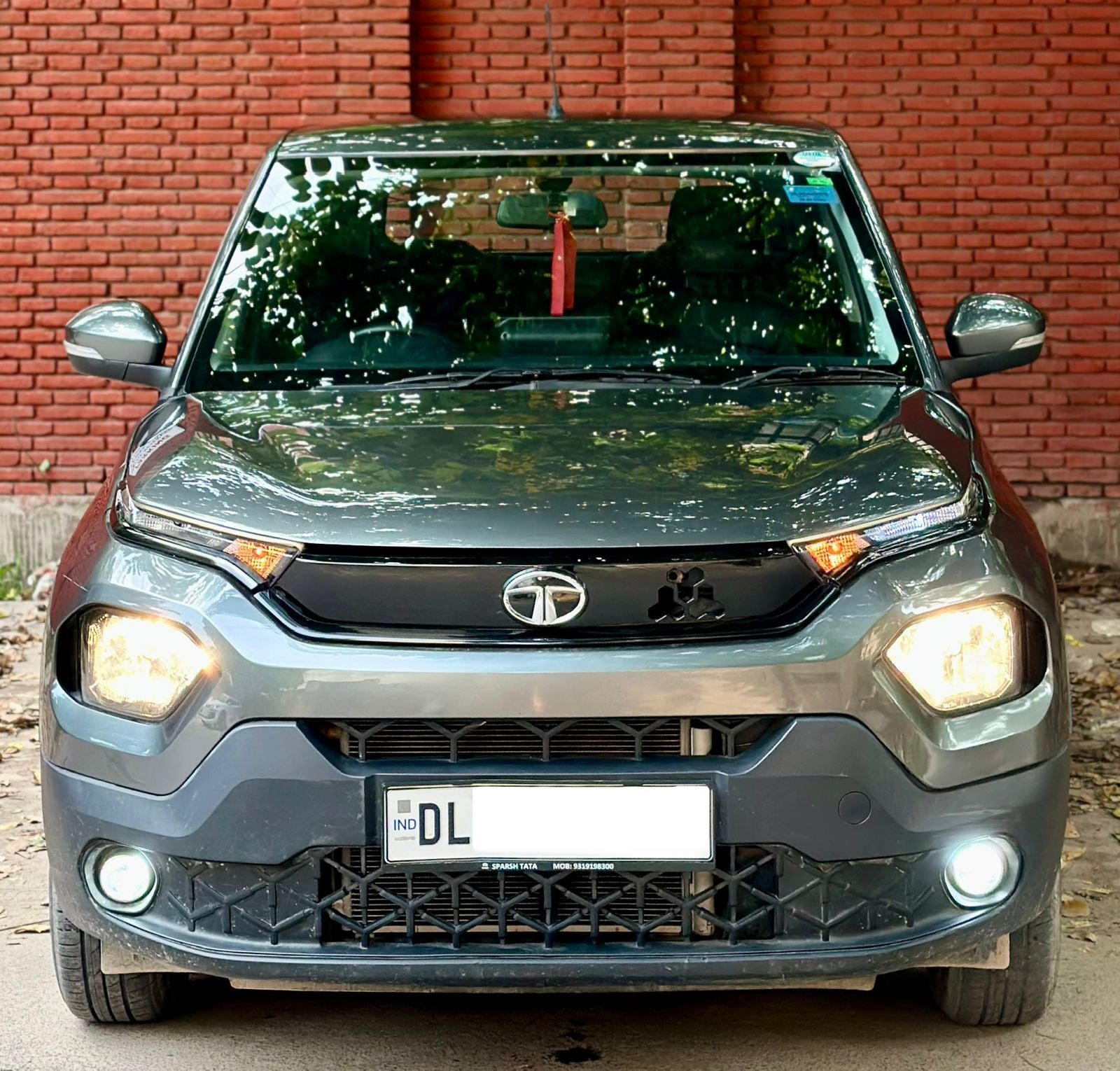 Punch image 8 Punch image 8