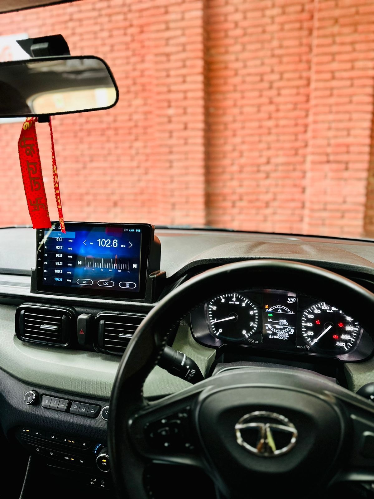 Punch image 10 Punch image 10