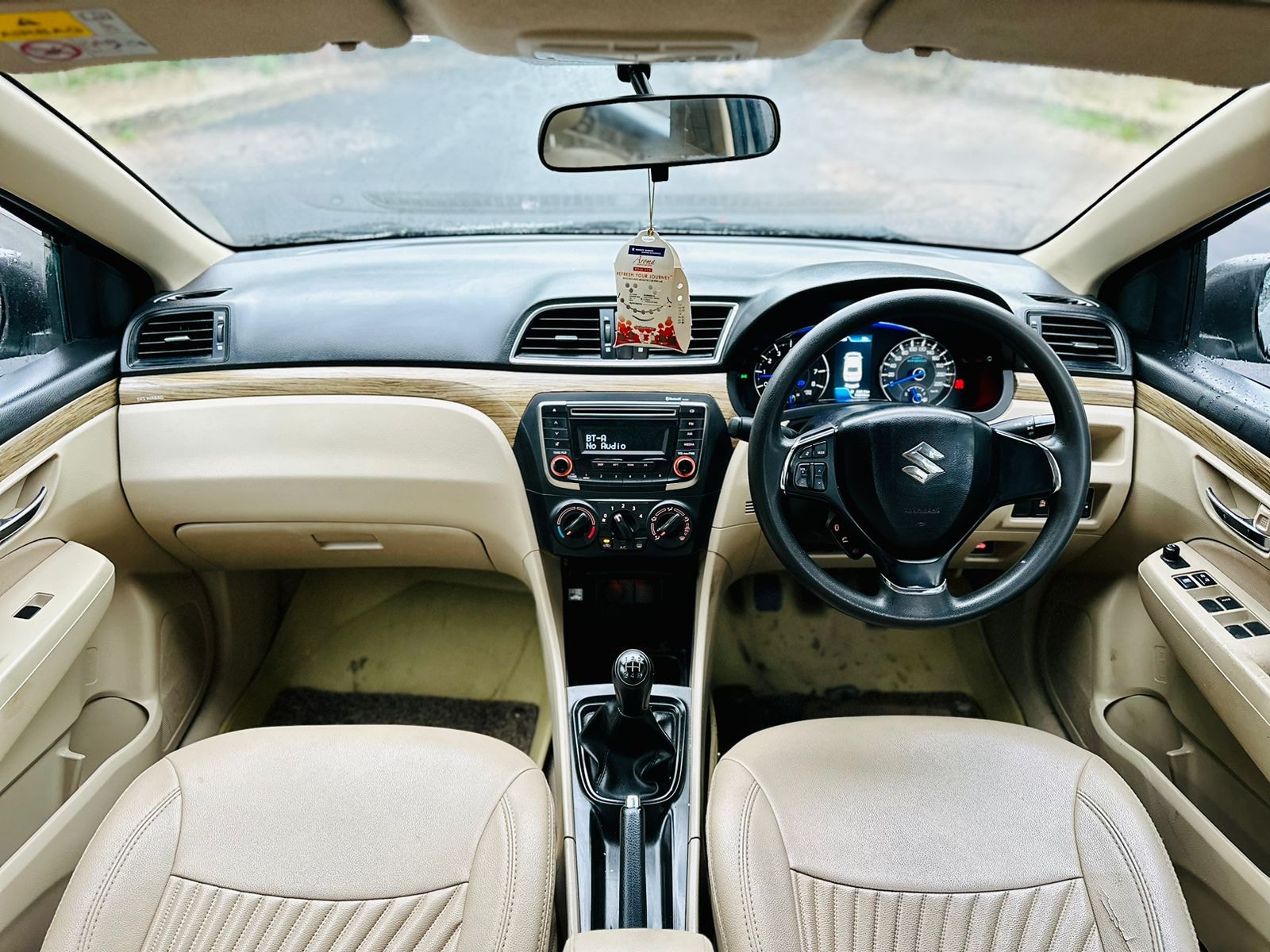 Ciaz image 10 Ciaz image 10