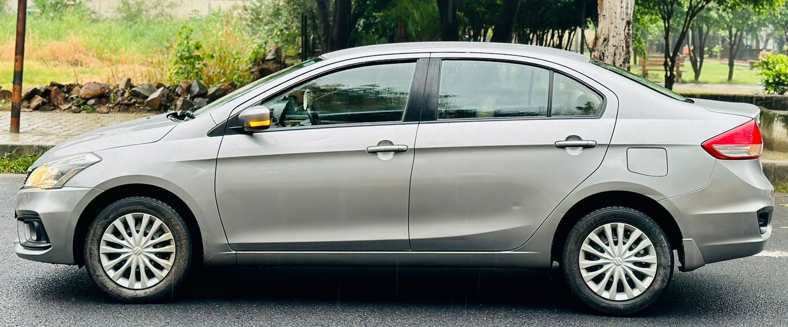 Ciaz image 2 Ciaz image 2