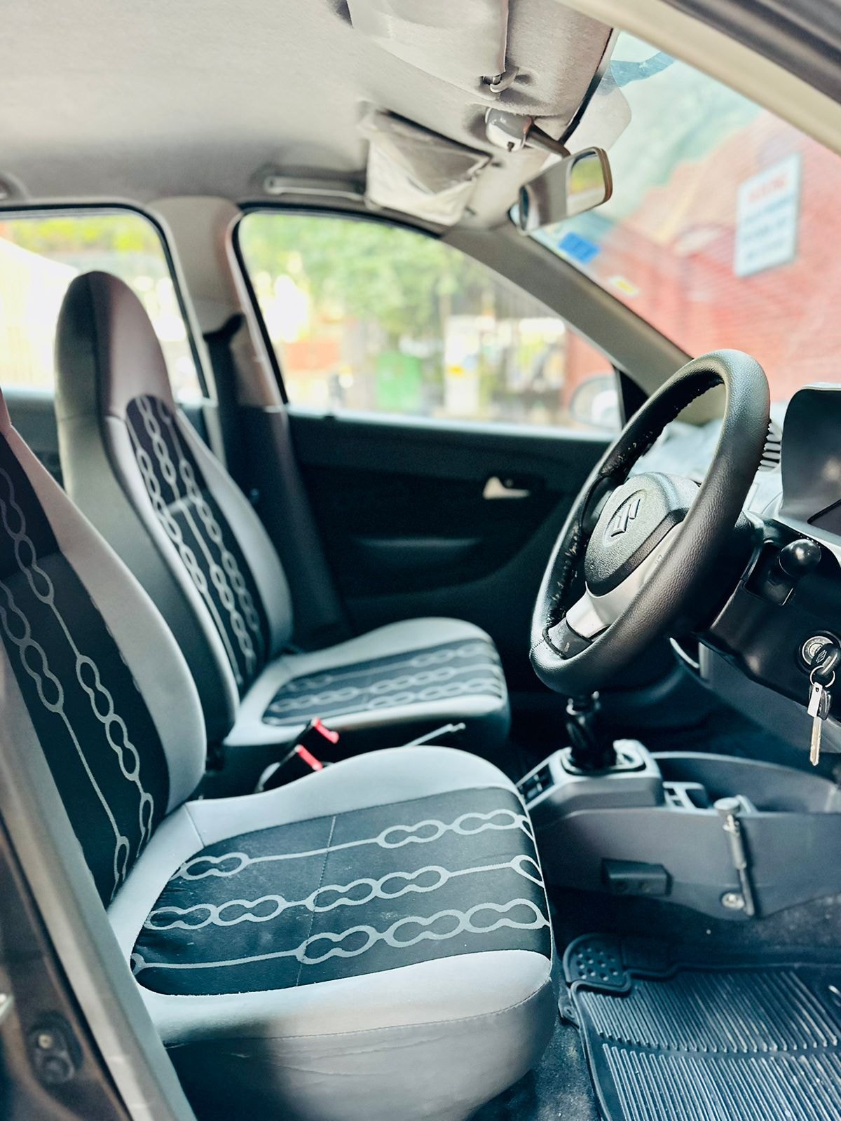 Alto 800 image 13 Alto 800 image 13