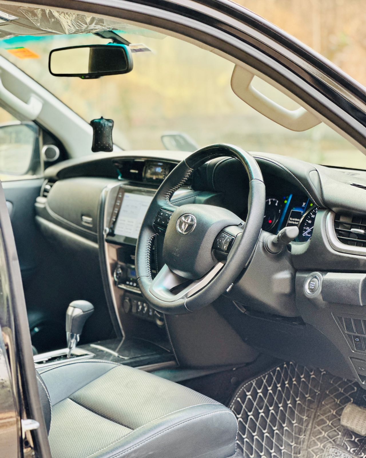 Fortuner image 14 Fortuner image 14