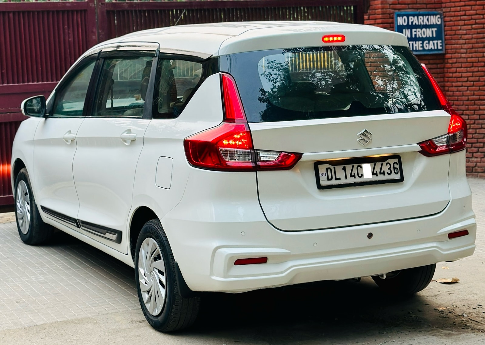 Ertiga image 3 Ertiga image 3