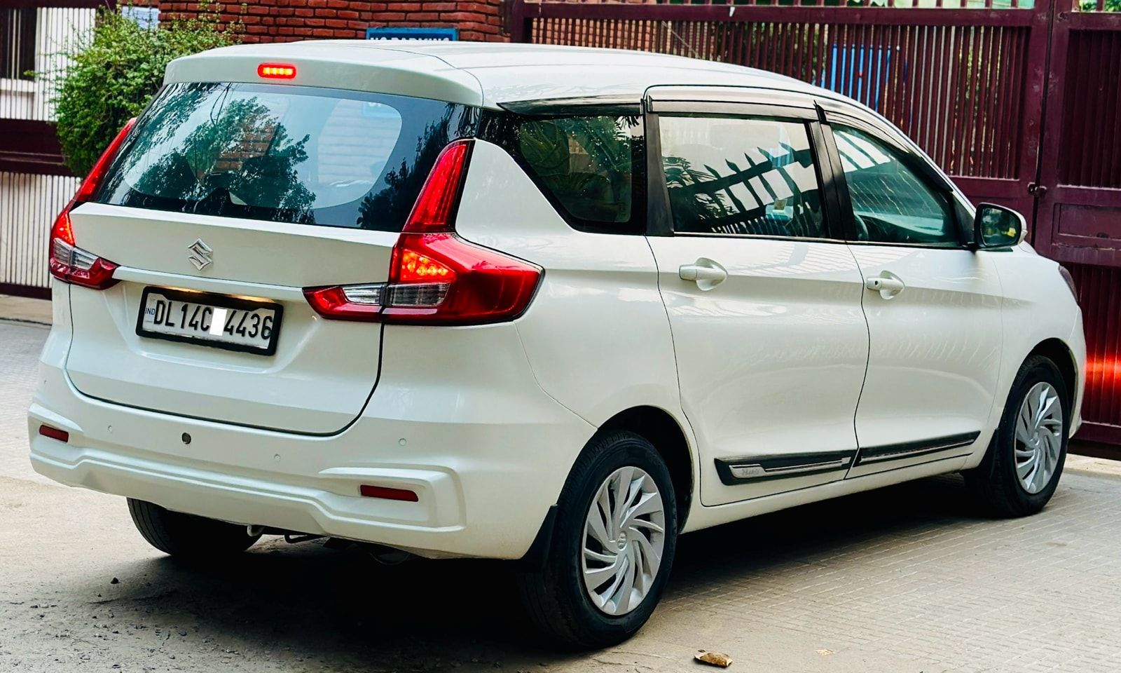 Ertiga image 5 Ertiga image 5