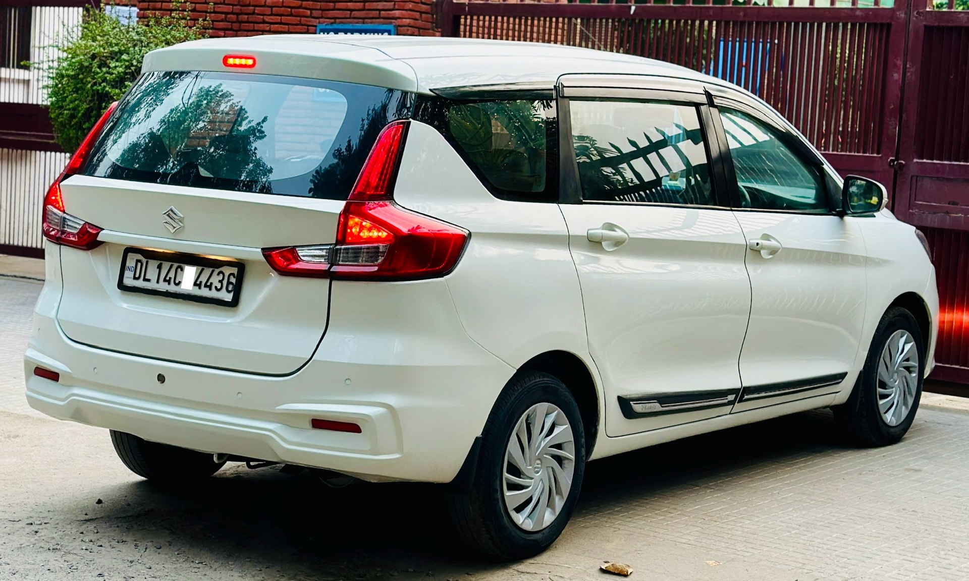 Ertiga image 5 Ertiga image 5