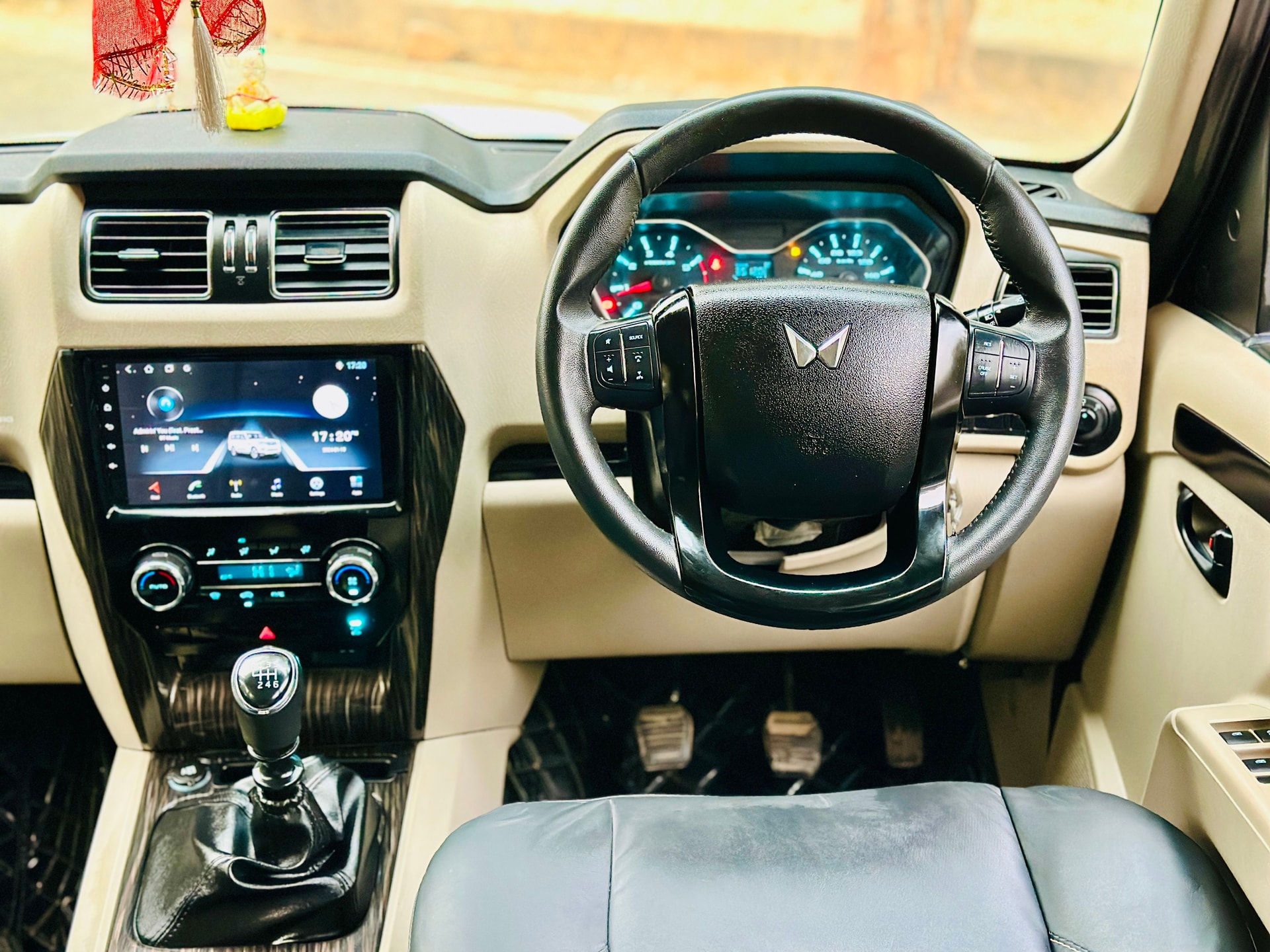 Scorpio Classic image 16 Scorpio Classic image 16