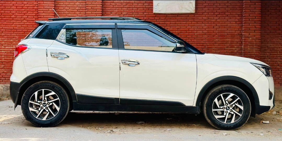 XUV300 image 6 XUV300 image 6